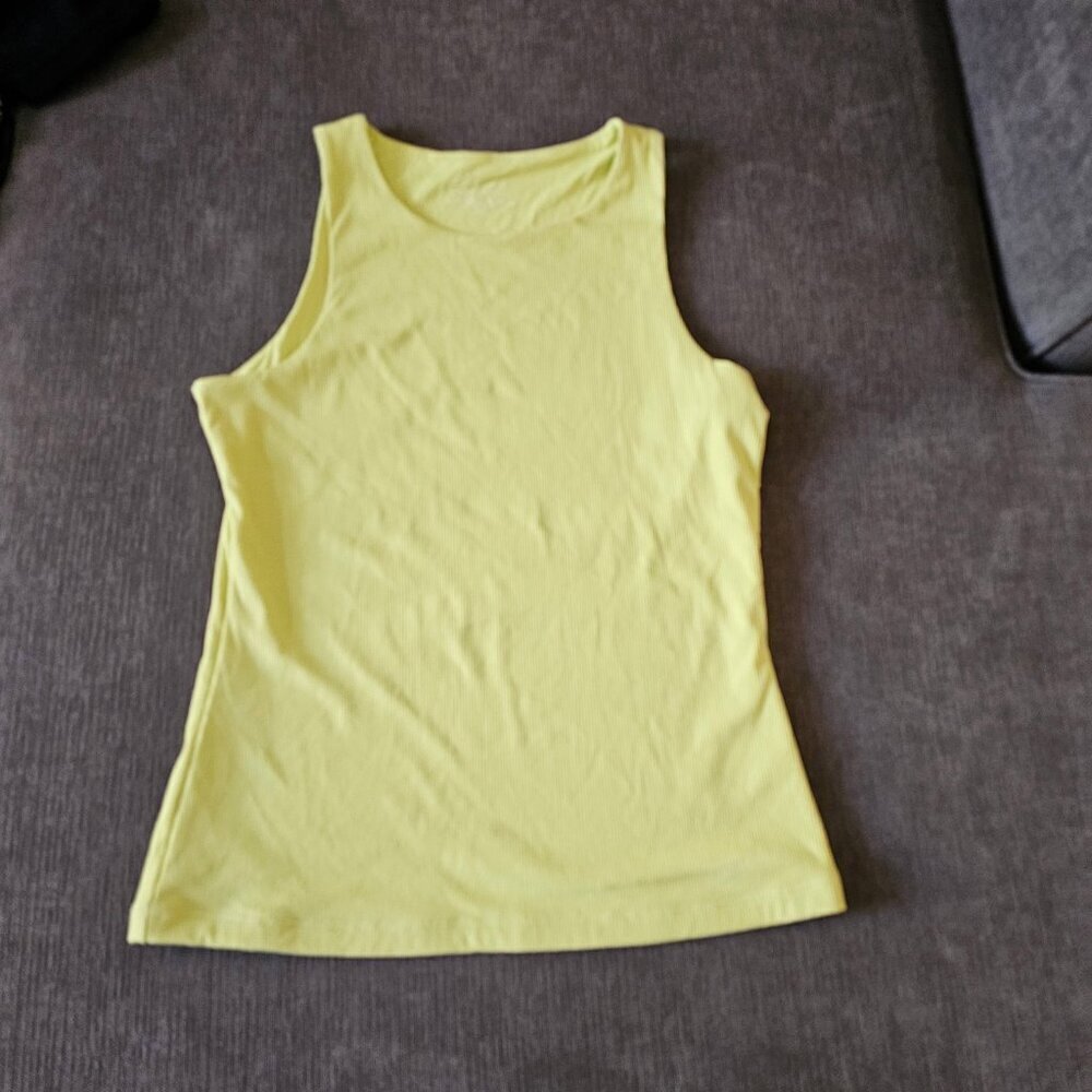 Tahari Modern Essentials Tank Top Women's Yellow Sleeveless Pullover Size Small - Picture 3 of 11